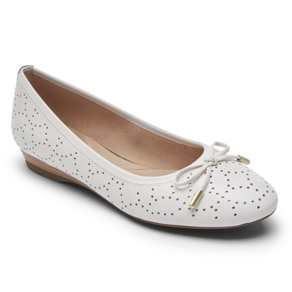 Rockport Singapore Womens Flats - Total Motion Shea Perforated Bow White - BV5612907